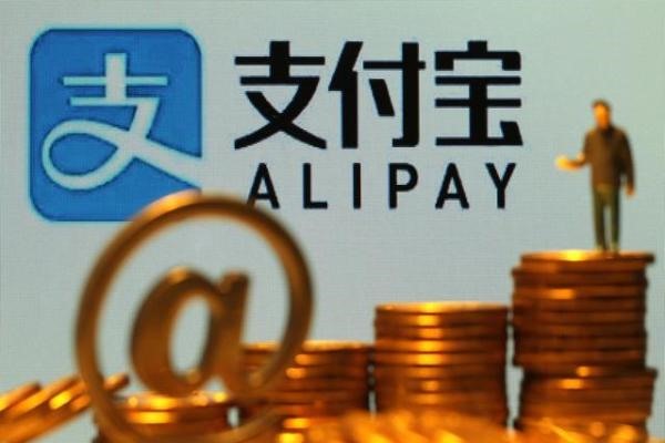 可以自动加群内的人和附近的人的软件有哪些？